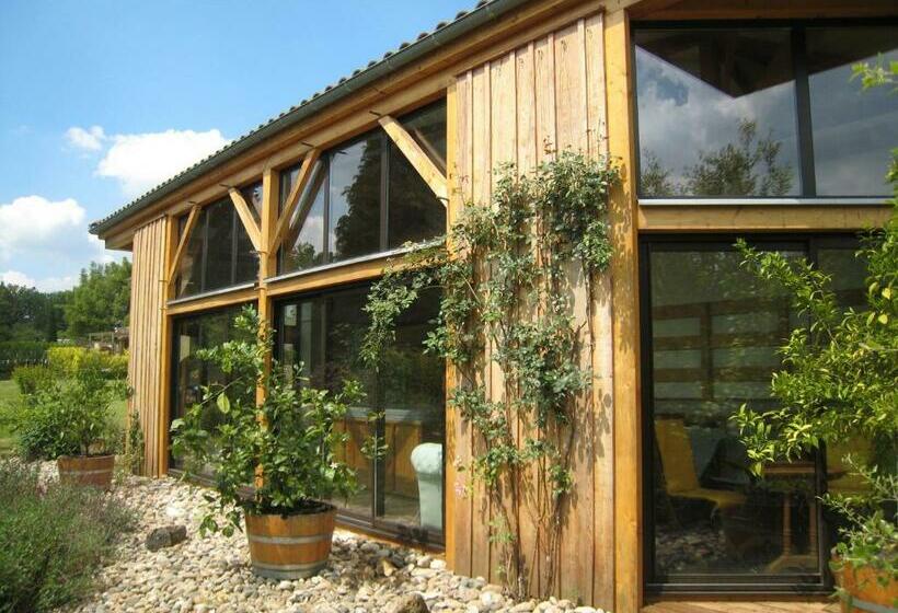 민박 Chambre Hôte/spa Quermaurelle