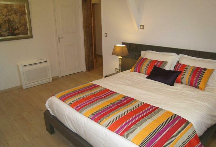 민박 Chambre Hôte/spa Quermaurelle