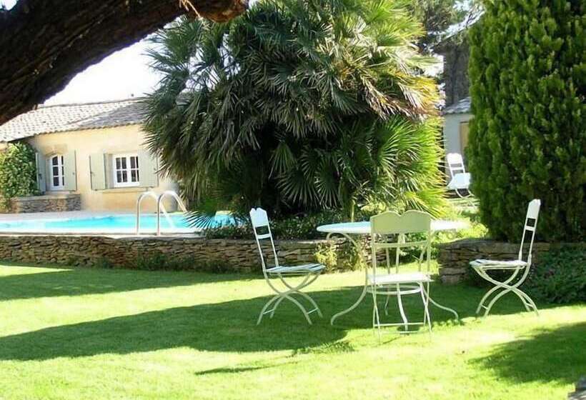 ベッドアンドブレックファースト Le Mas D Orsan Chambres D Hôtes