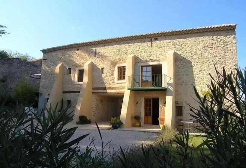 ベッドアンドブレックファースト Le Mas D Orsan   Chambres D Hôtes