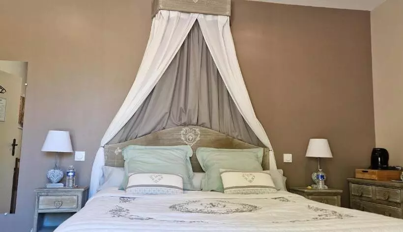 ベッドアンドブレックファースト Le Miroir Des Etoiles