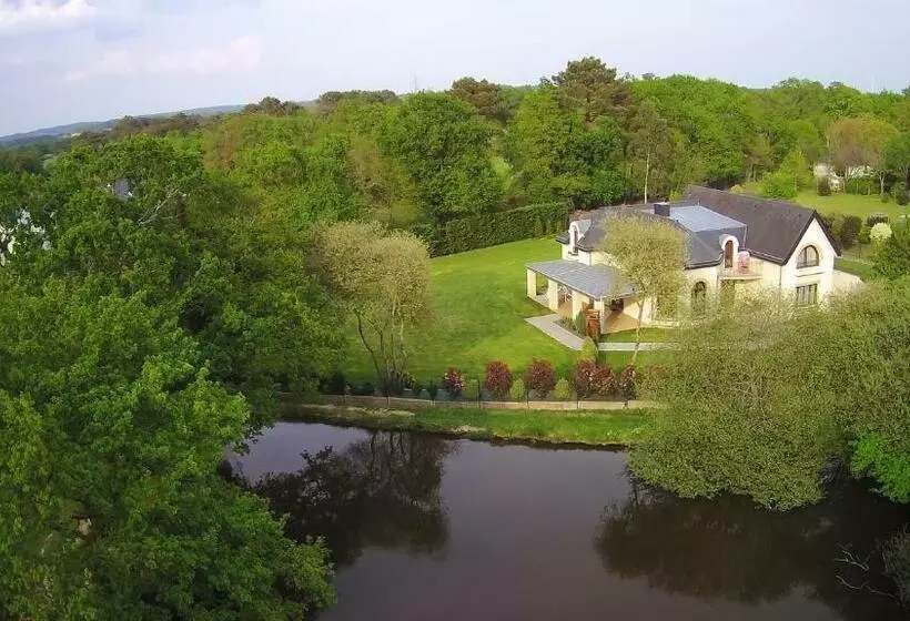 ベッドアンドブレックファースト Le Petit Etang