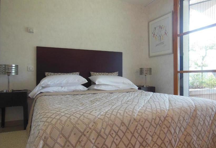 Bed and Breakfast Les Perrelles