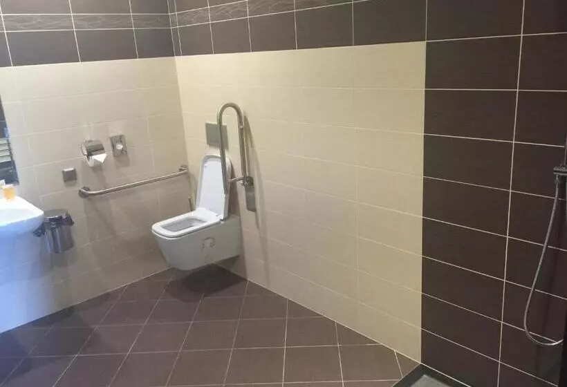 Casino & Hotel Admiral Strážný