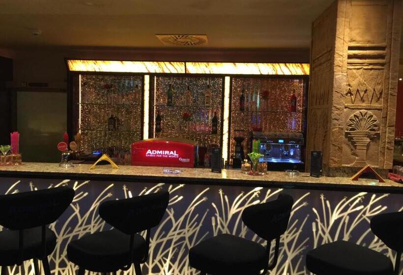 Casino & Hotel Admiral Strážný