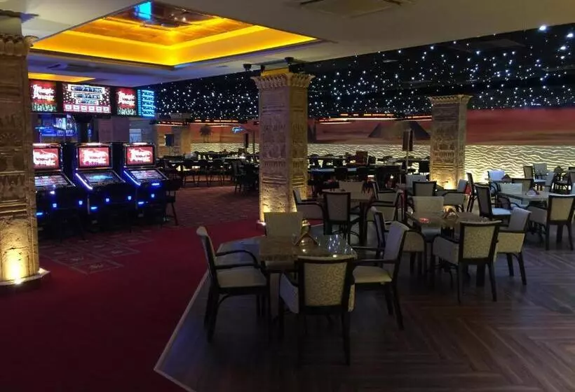 Casino & Hotel Admiral Strážný