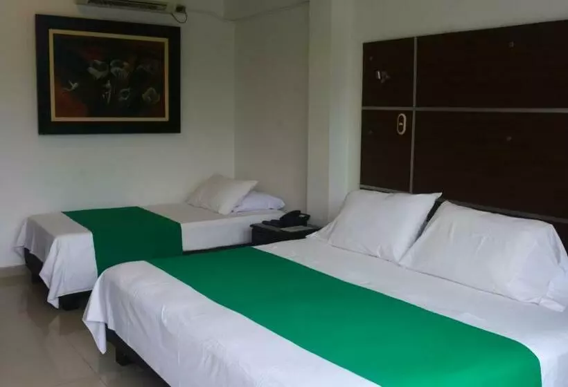 Hotelli El Aeropuerto