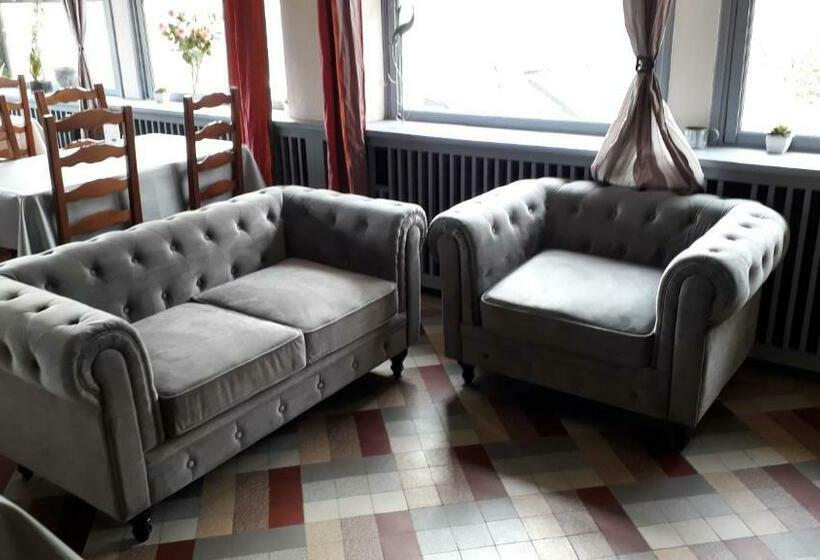 ホテル Gites Des Touristes