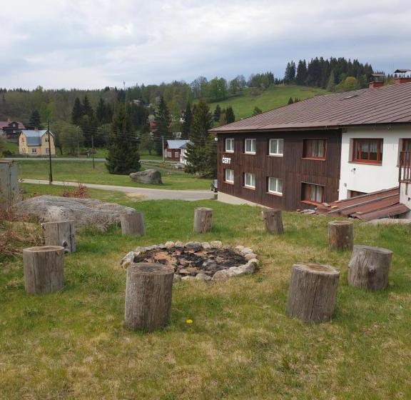 Hotel Hacienda Čert Kořenov