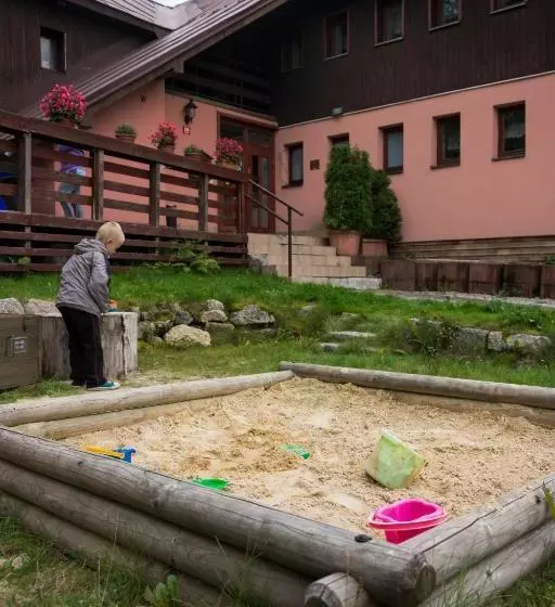 Hotelli Hacienda Čert Kořenov