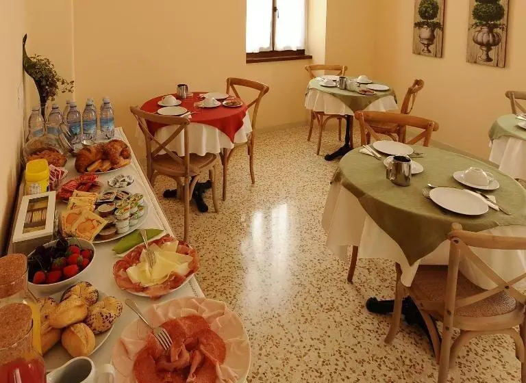 Hotelli La Villa Degli Orti