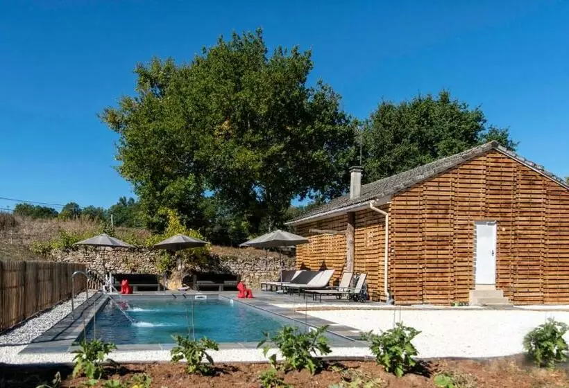 Les Deux Abbesses En Vert | La Grande Maison B&b