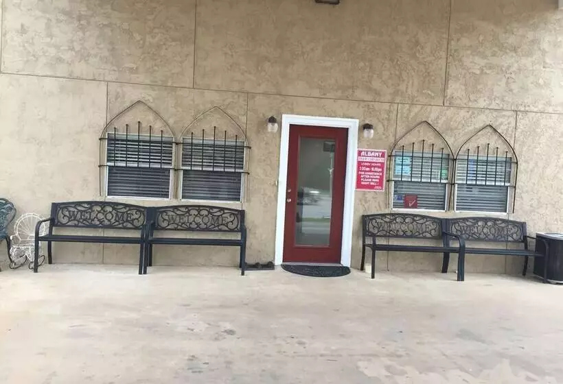 Motelli Albany Inn & Rv Campground