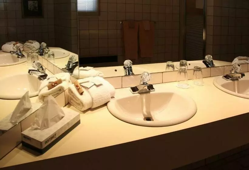 モーテル Auberge Godard