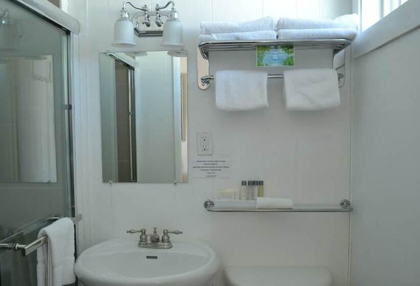 Motel St. Paul Lodge