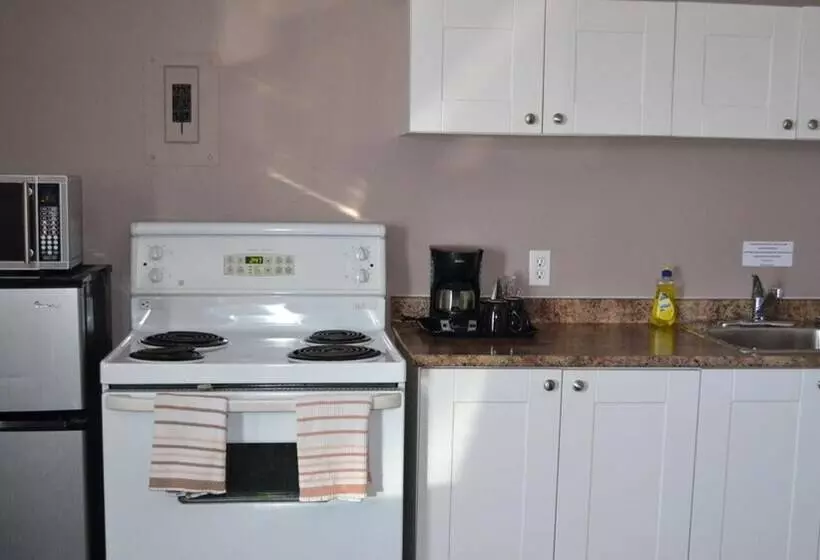 Motelli St. Paul Lodge