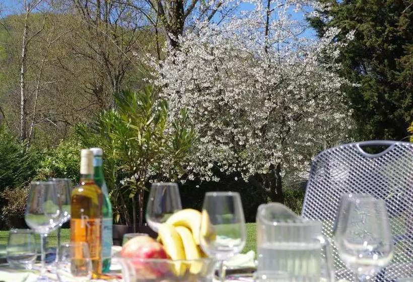 Majatalo Chambres D'hôtes Domaine Du Hameau Baylesse