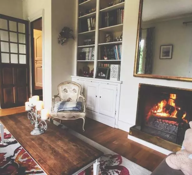 Majatalo Chambres D'hôtes Domaine Du Hameau Baylesse