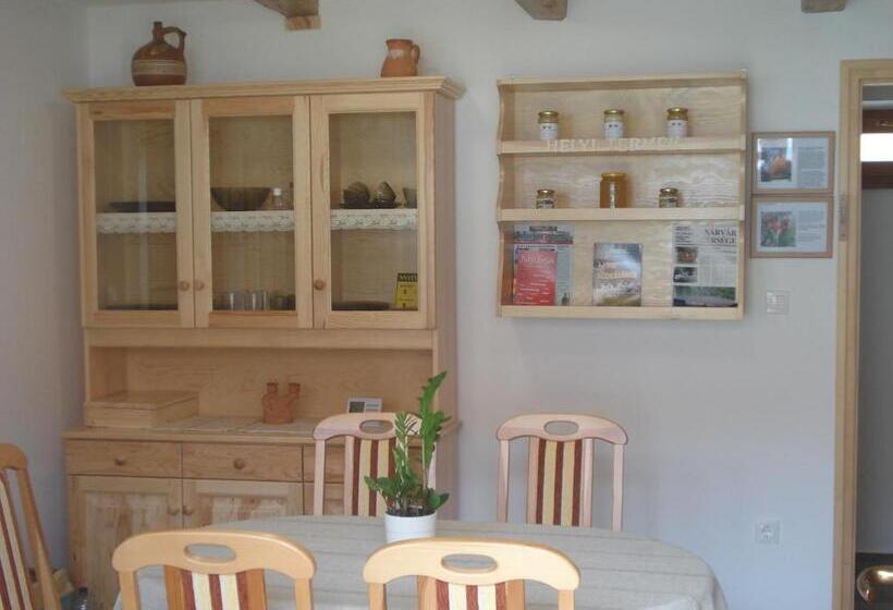 ペンション Gerendás Vendégház