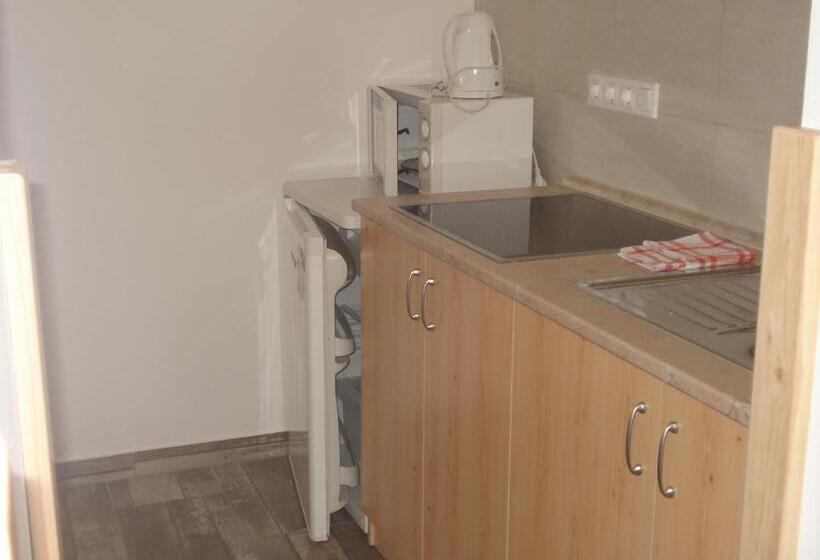 ペンション Gerendás Vendégház