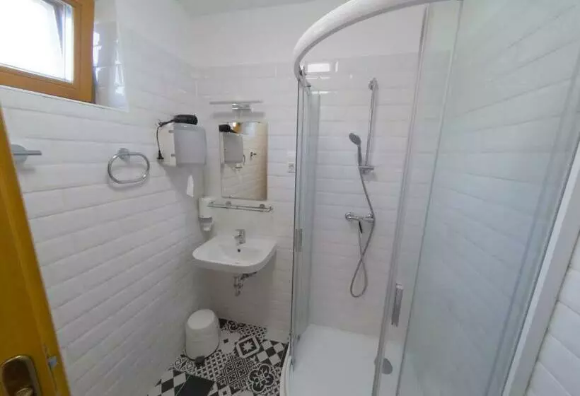 Majatalo Kun Pista Vendégház Iii