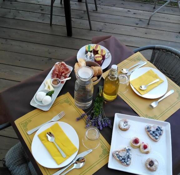 펜션 Maison D Hôtes Victoret