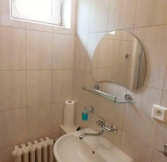 Majatalo Penzion Kovářská