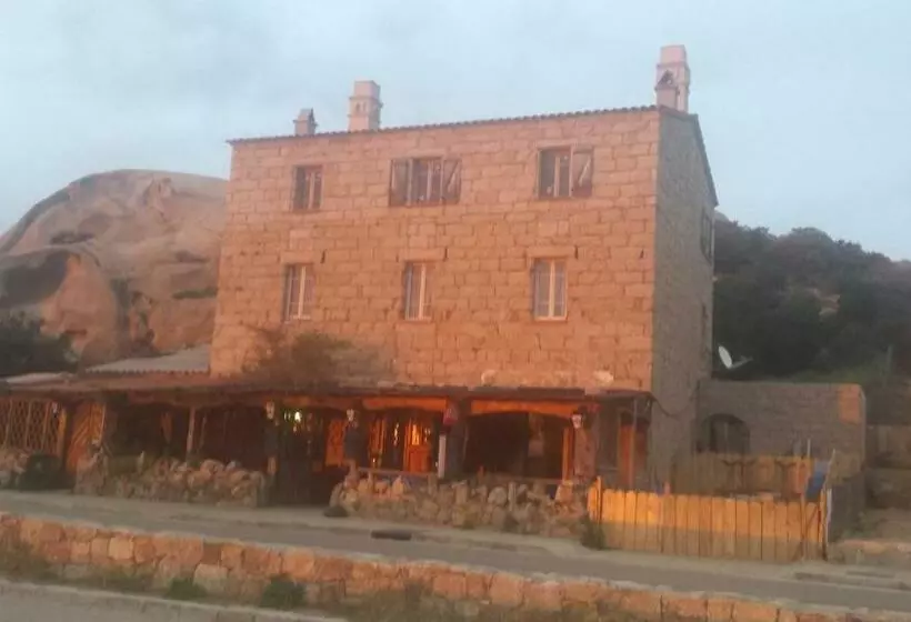 ユースホステル L'oasis Du Lion