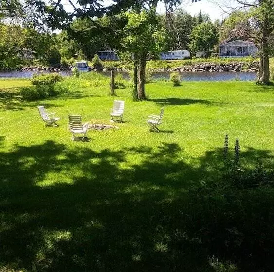 B&b Le Reflet De La Rivière