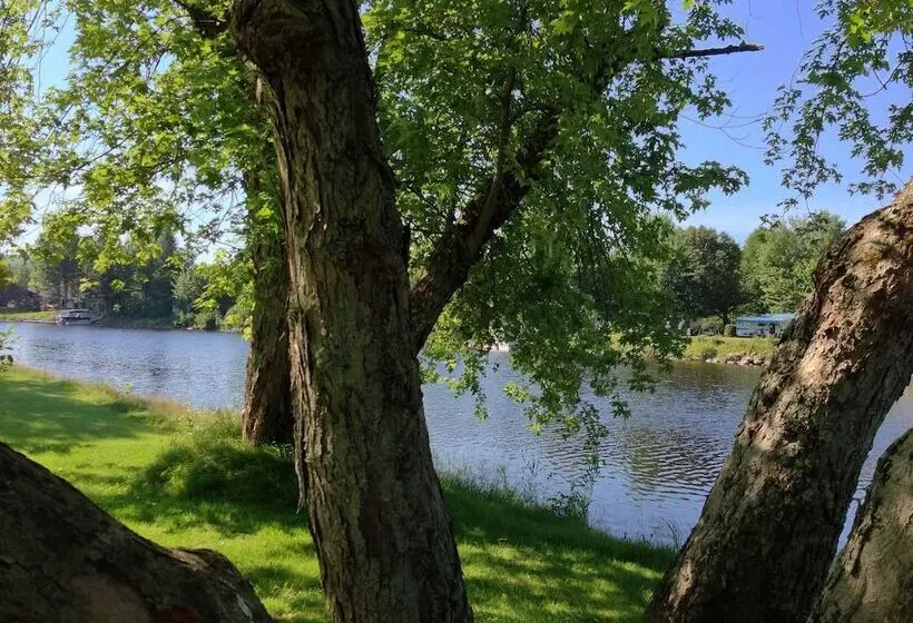 B&b Le Reflet De La Rivière