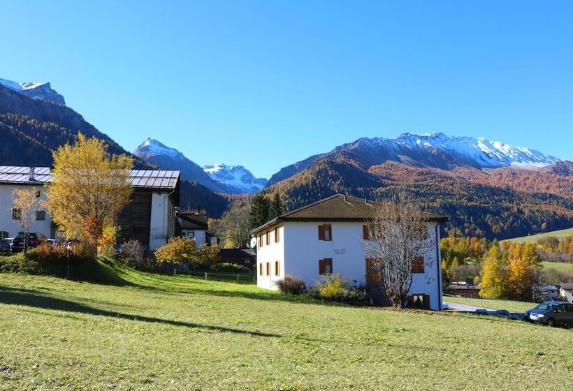 민박 Chasa Randulina