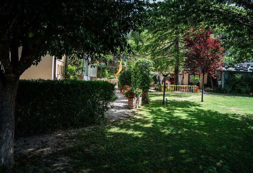 مبيت وإفطار Il Girasole