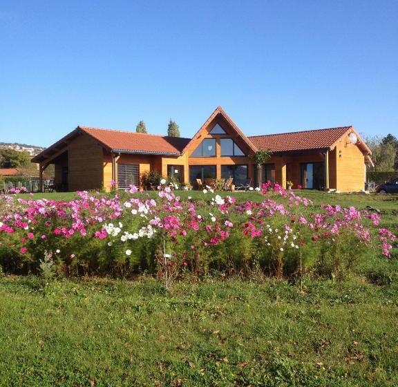 مبيت وإفطار Les Condamines