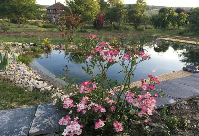 ベッドアンドブレックファースト Les Condamines