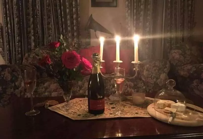 Aamiaismajoitus (B&B) Lochinvar House