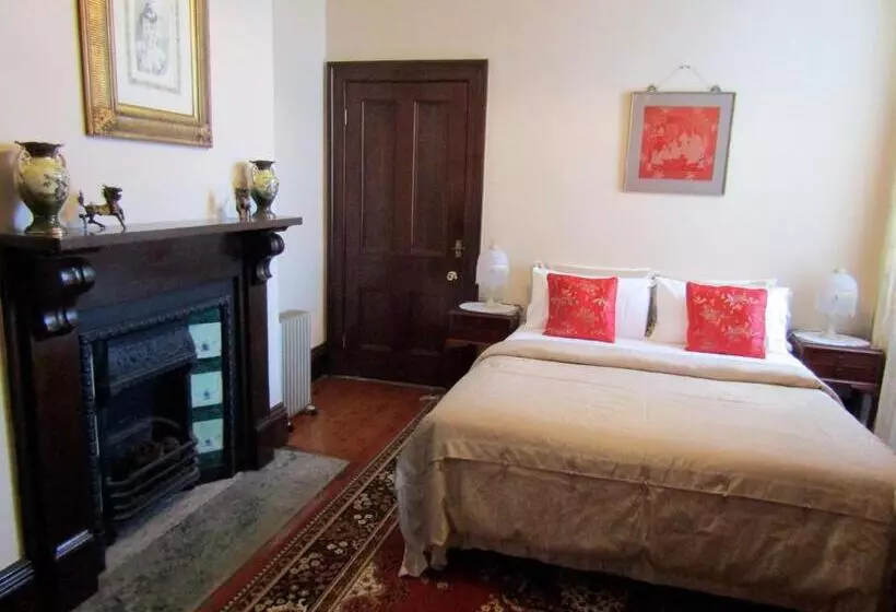 Aamiaismajoitus (B&B) Lochinvar House