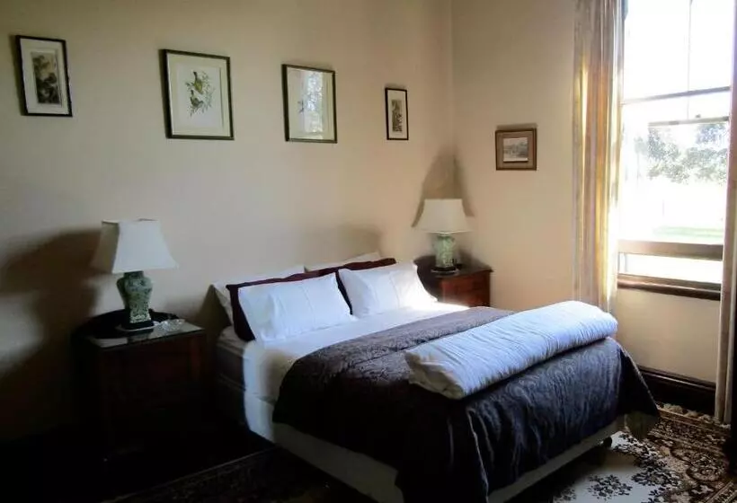 Aamiaismajoitus (B&B) Lochinvar House