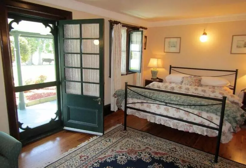 Aamiaismajoitus (B&B) Lochinvar House