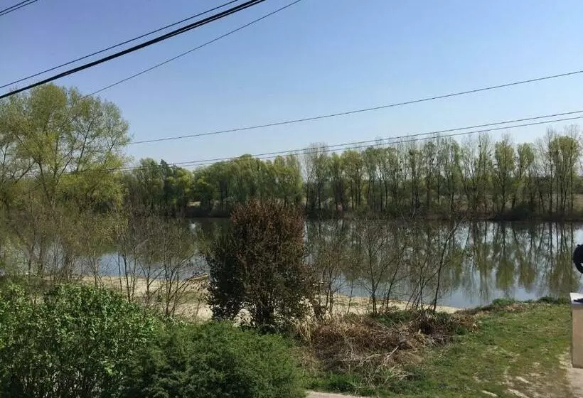 ベッドアンドブレックファースト Szilvia Panzió