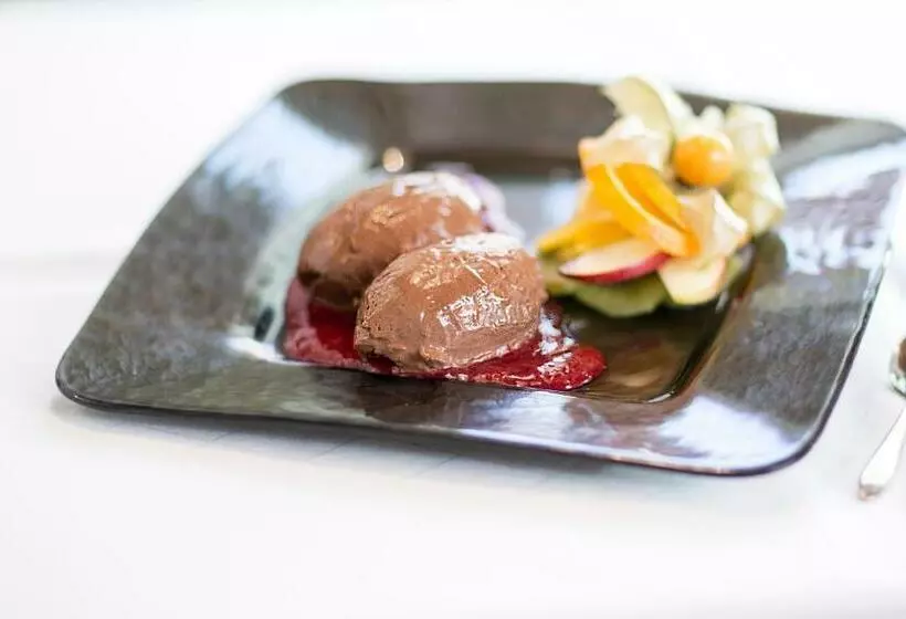 ホテル Gasthof Zur Post