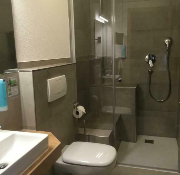 호텔 Landgasthof Kinzigstrand