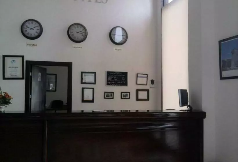 ホテル Villa Montes