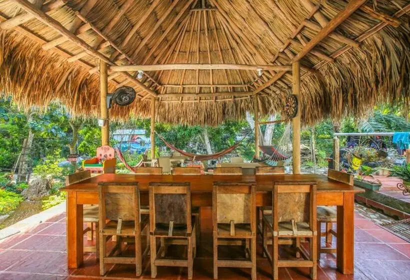 Manigua Tayrona Hostel