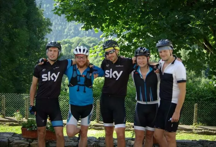 Majatalo Gite Auberge La Soulan   Gite De Montagne