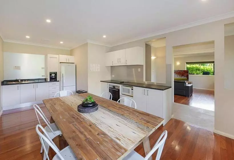 ペンション The Acreage Boutique Guesthouse