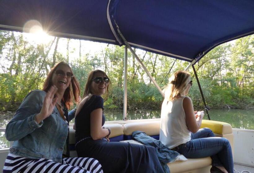 Tisza Lodge B&b Panzió