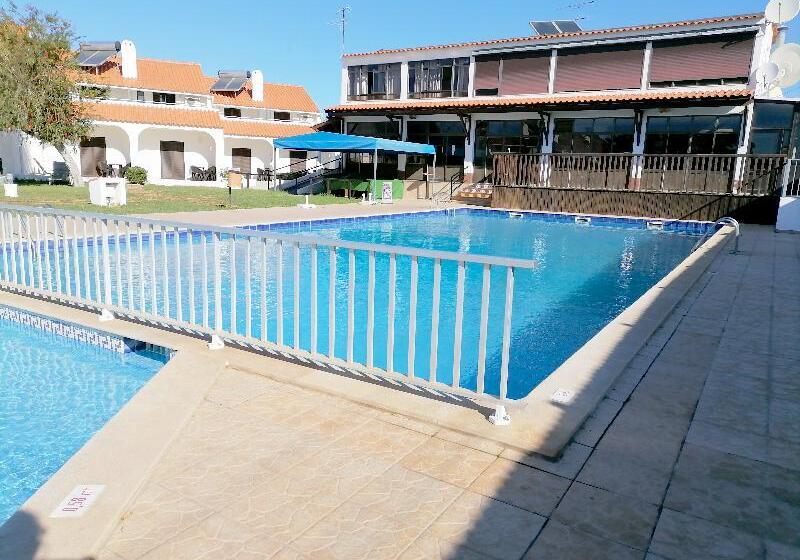 Apartamentos Vale De Carros By Portugalferias