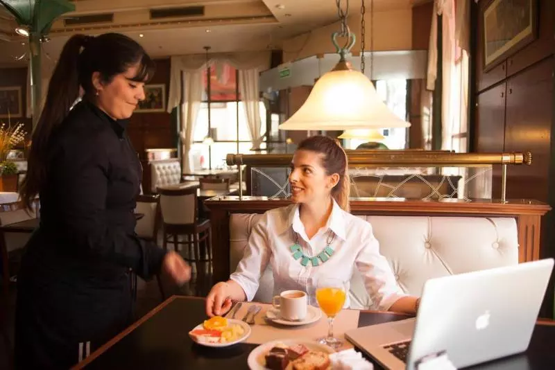 Epic Hotel Villa Mercedes