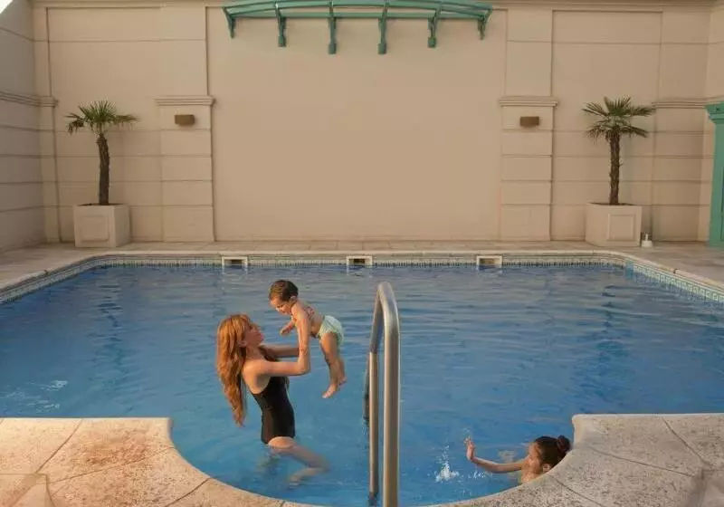 Epic Hotel Villa Mercedes