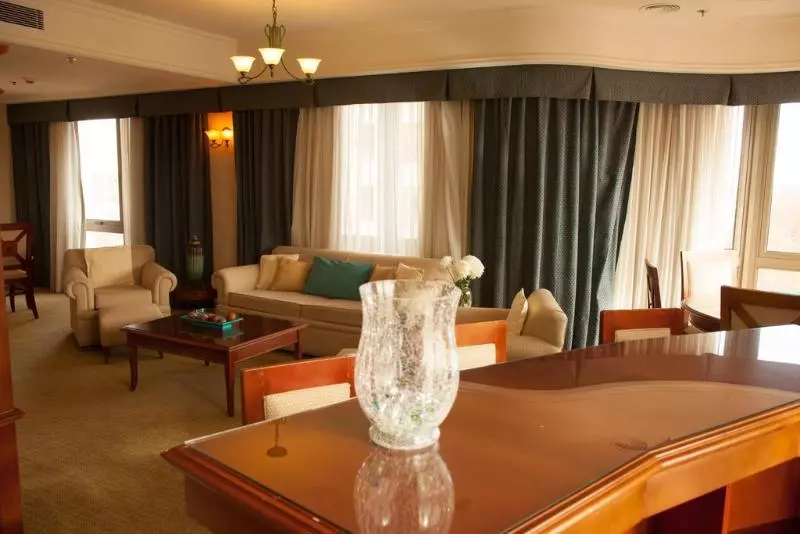 Epic Hotel Villa Mercedes